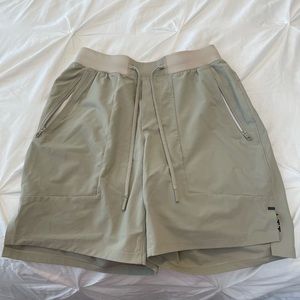 Lululemon License To Train (LTT) Shorts | Size S | 7” inseam